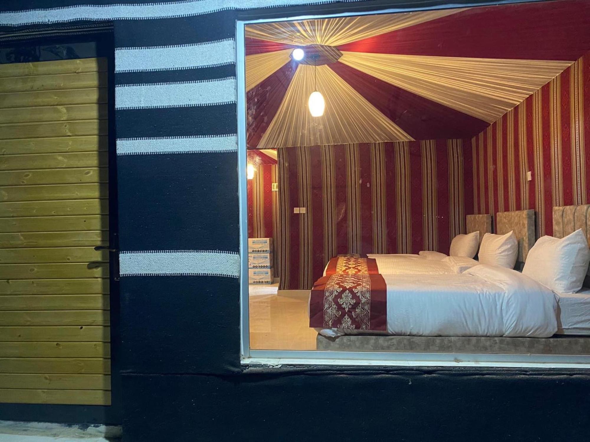 Julia Rum Luxury Camp Wadi Rum Bilik gambar